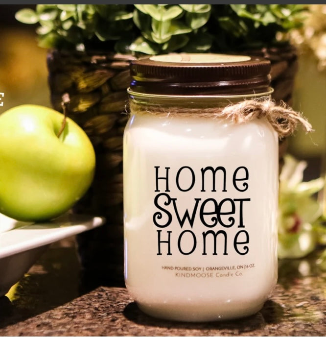 Home Sweet Home Candle - SCENT: Cinnamon Buns